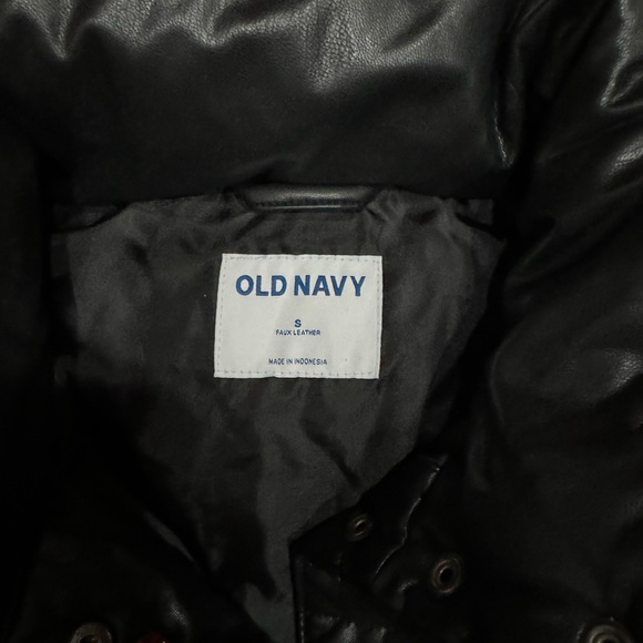 Old Navy - Faux-Leather Puffer Vest size small - Picture 4 of 5